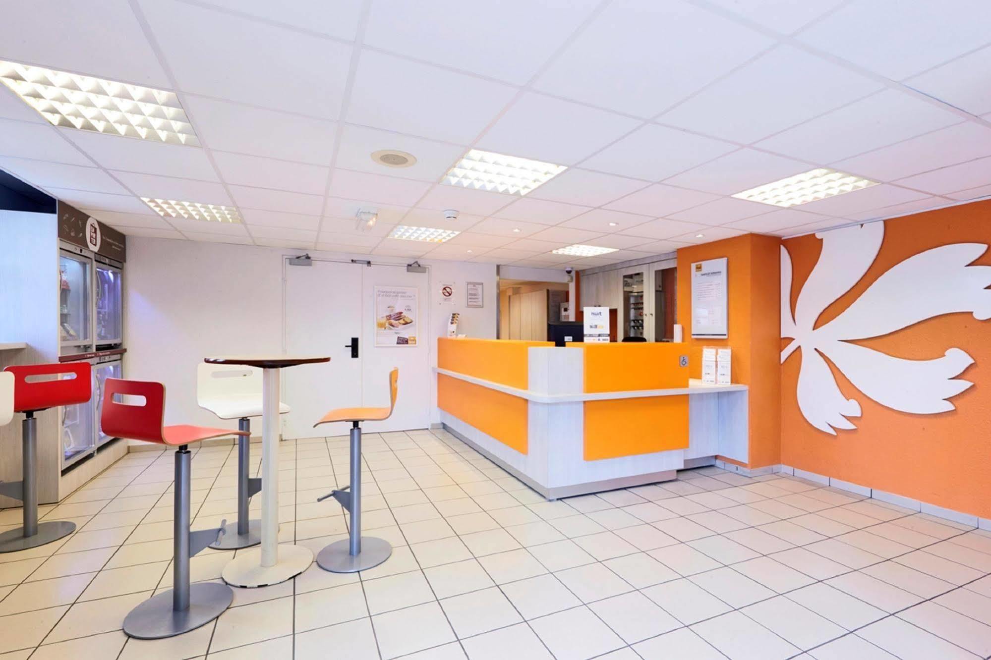 Premiere Classe Marne La Vallee - Saint Thibault Des Vignes Exterior foto