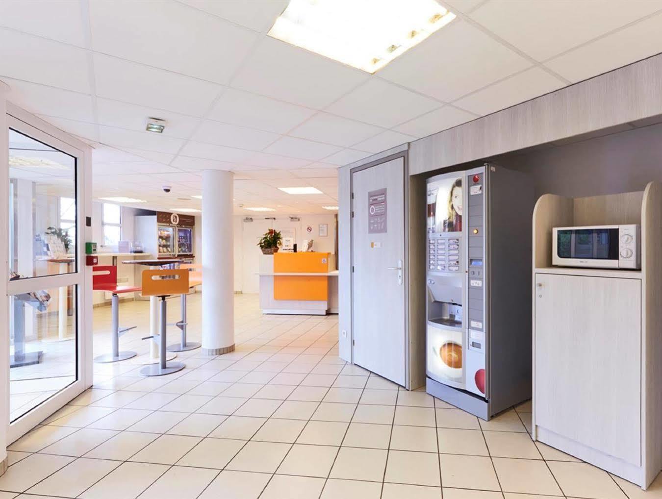 Premiere Classe Marne La Vallee - Saint Thibault Des Vignes Exterior foto